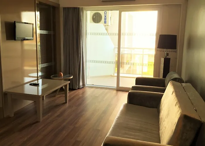 Ideal Prime Ultra Hotell 5*