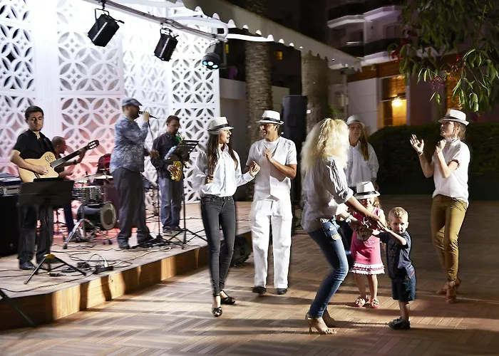 Отель Ideal Prime Ultra 5*